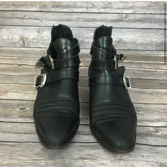 Boots - Picture 2 of 8